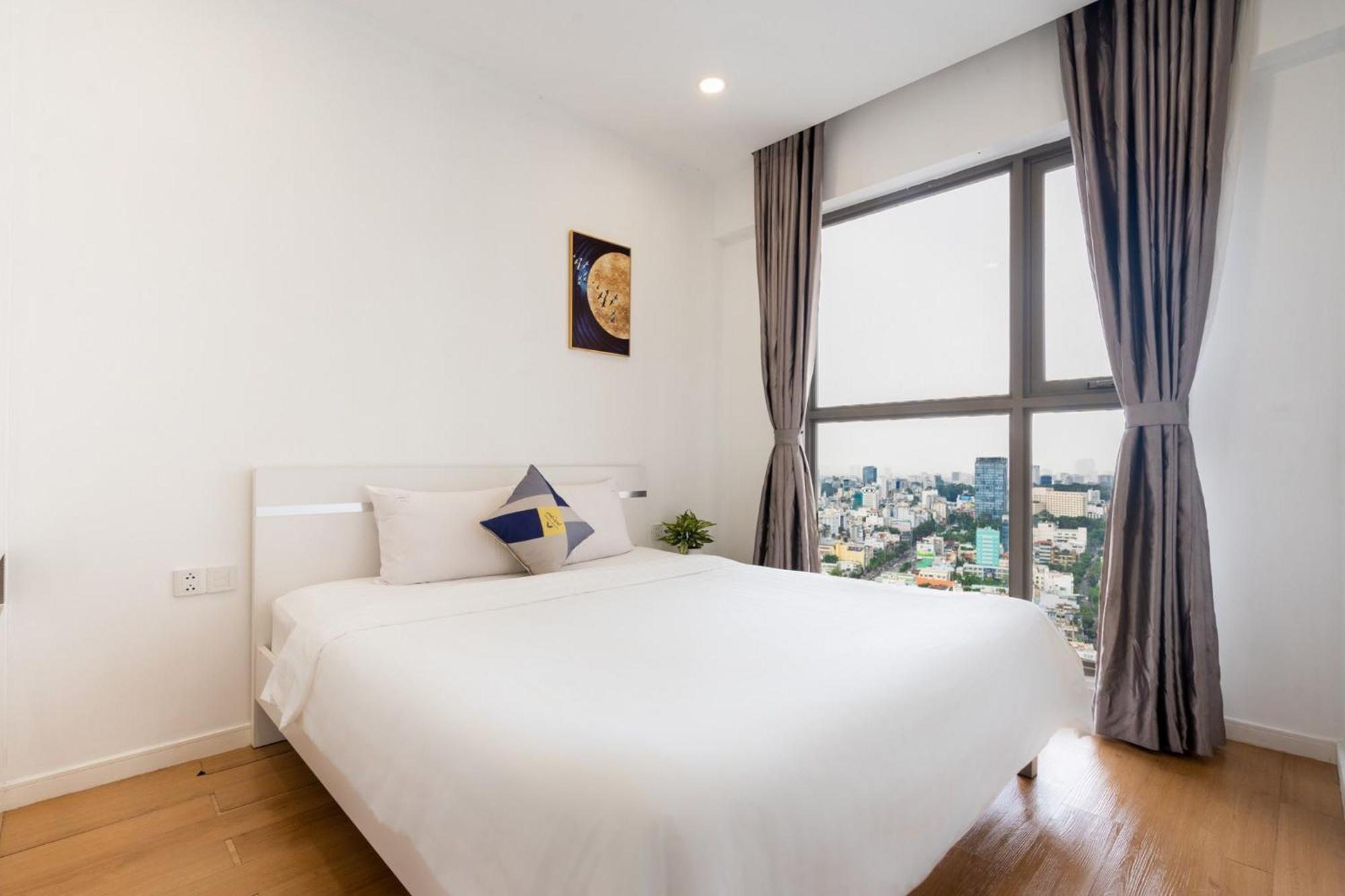 Modern Apartments In Rivergate Căn hộ