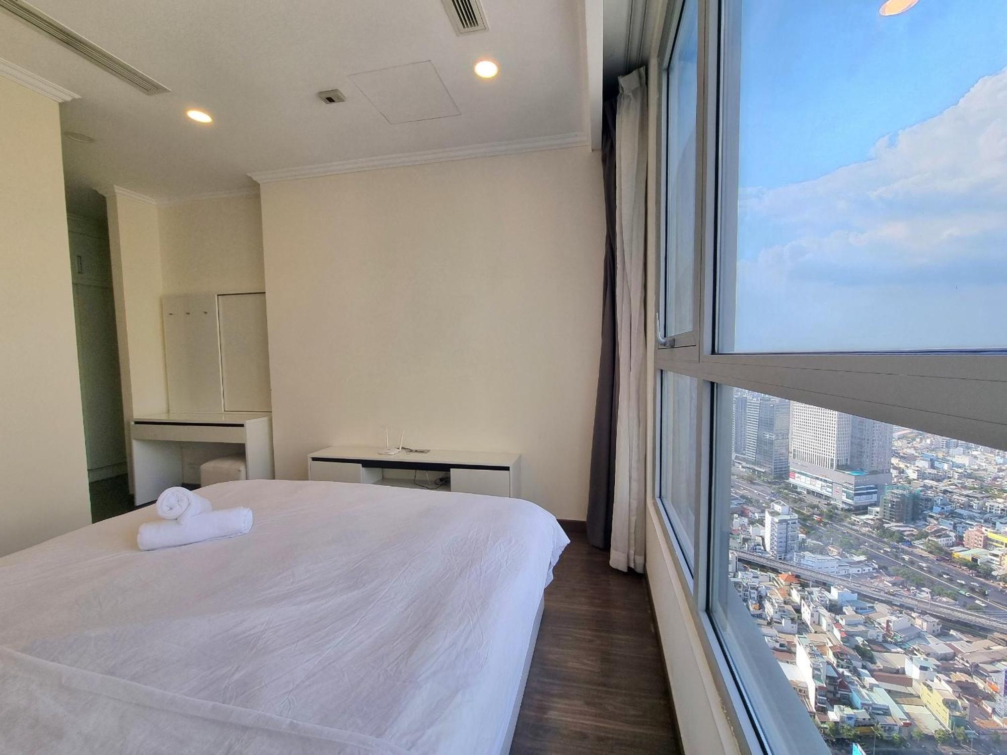 Modern Apartments In Rivergate *