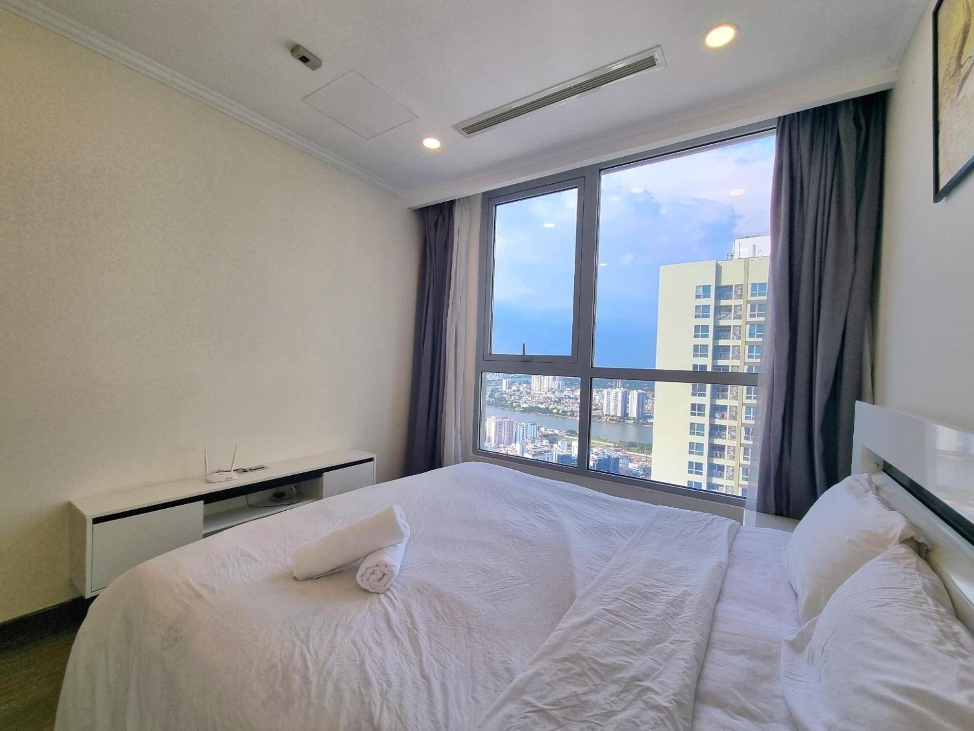 Modern Apartments In Rivergate TP. Hồ Chí Minh